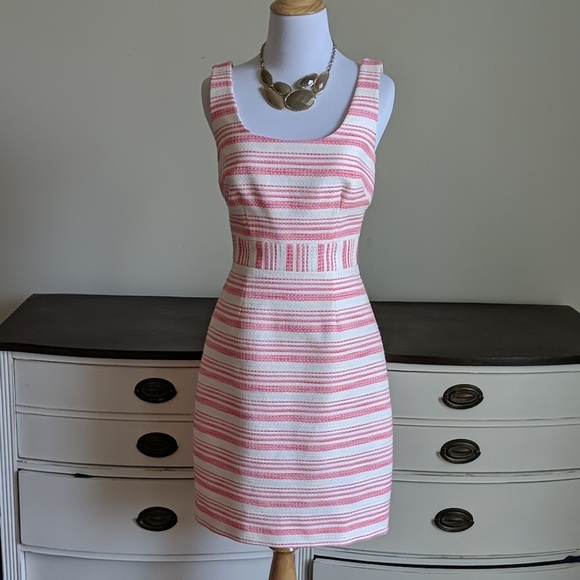 Last chance! Huge reduction. Trina Turk pink and white striped structured dress - Picture 2 of 9